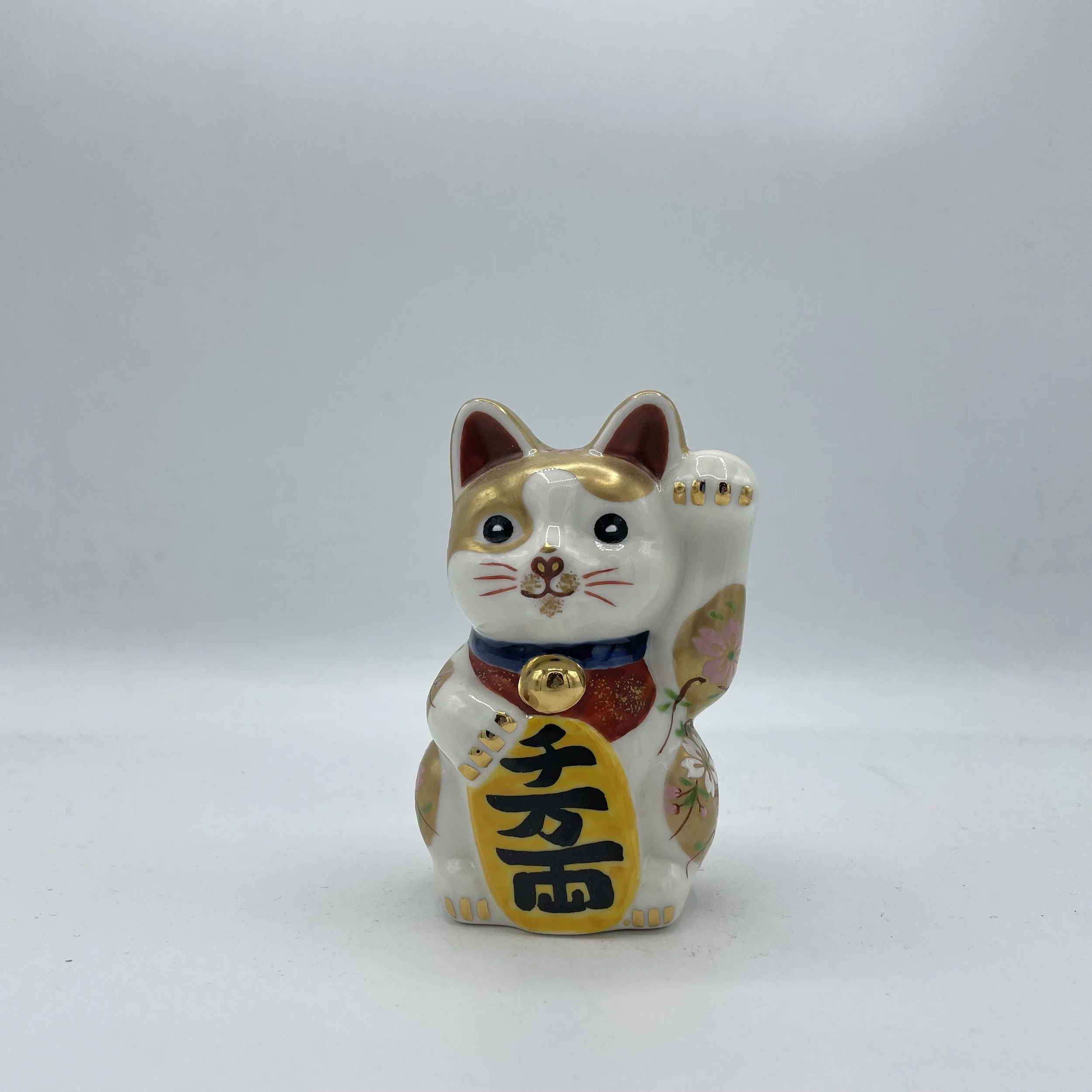 Manekineko gauche fleurs toan
