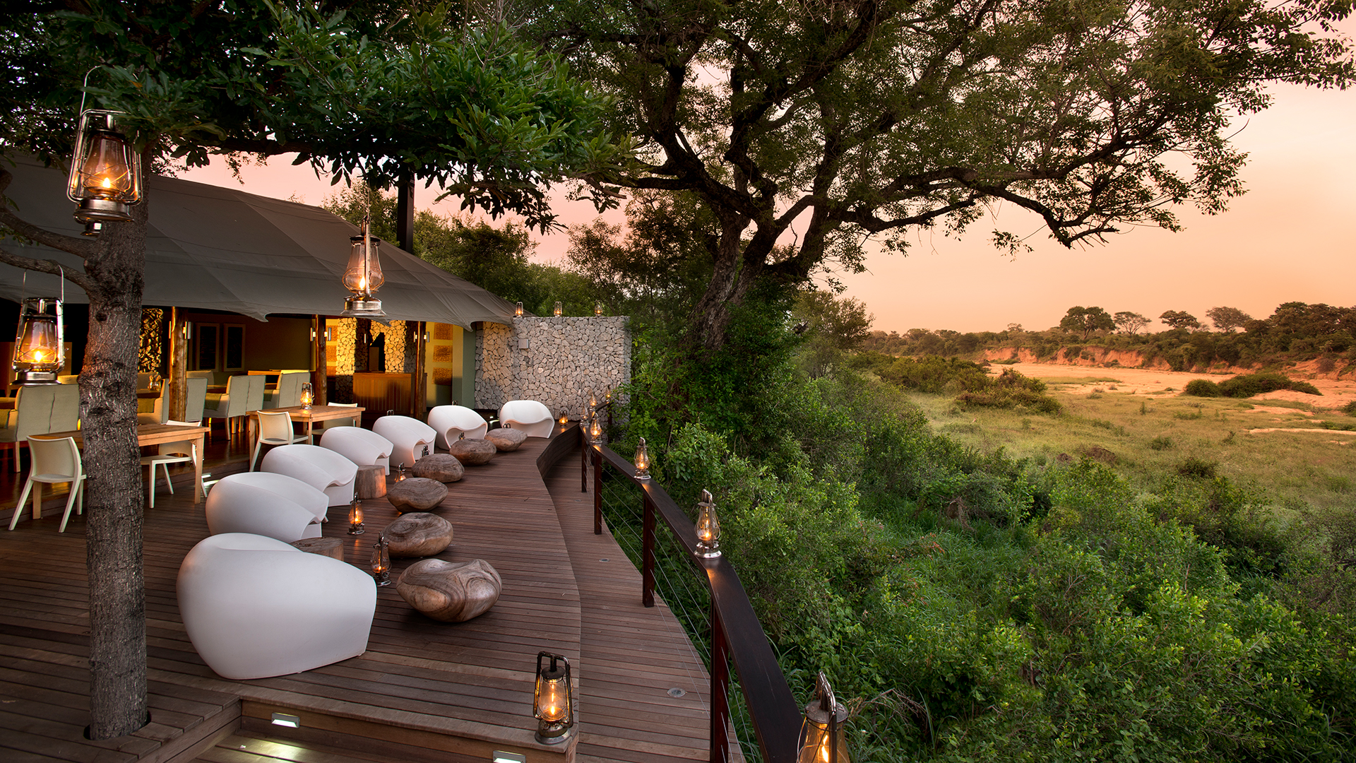 Header-view-from-guest-area-onto-timbavati-rivaer-close-to-kruger-national-park-at-andbeyond-ngala-tented-camp.jpg