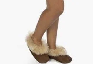 Slippers2.jpg