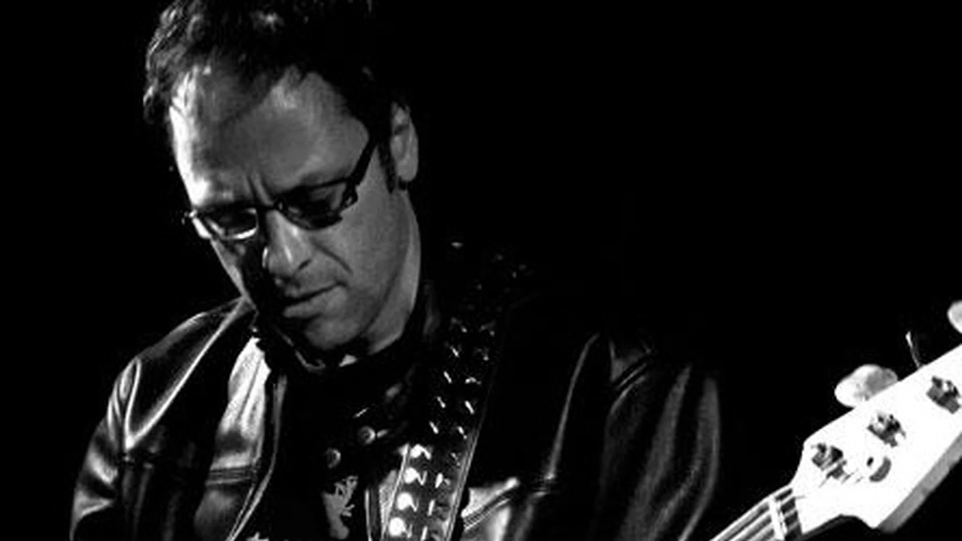 Leonardo Valvassori :: Musician, Songwriter, Performer, Producer :: Allannah Miles And Many More