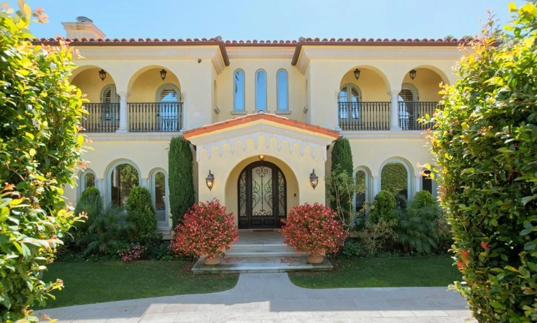 <b>517 North Beverly Drive | Beverly Hills</b><br>SOLD! $8,950,000