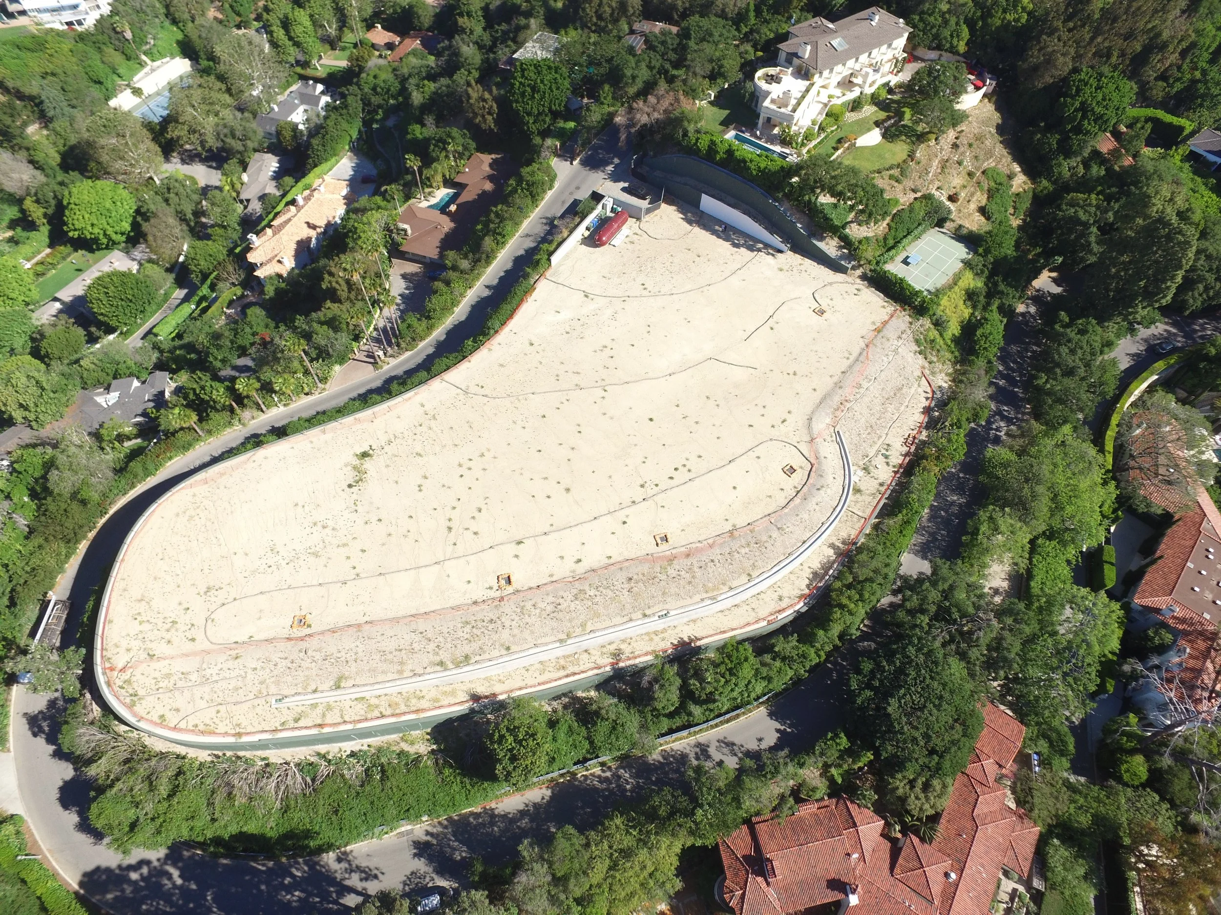 800 aerial.jpg