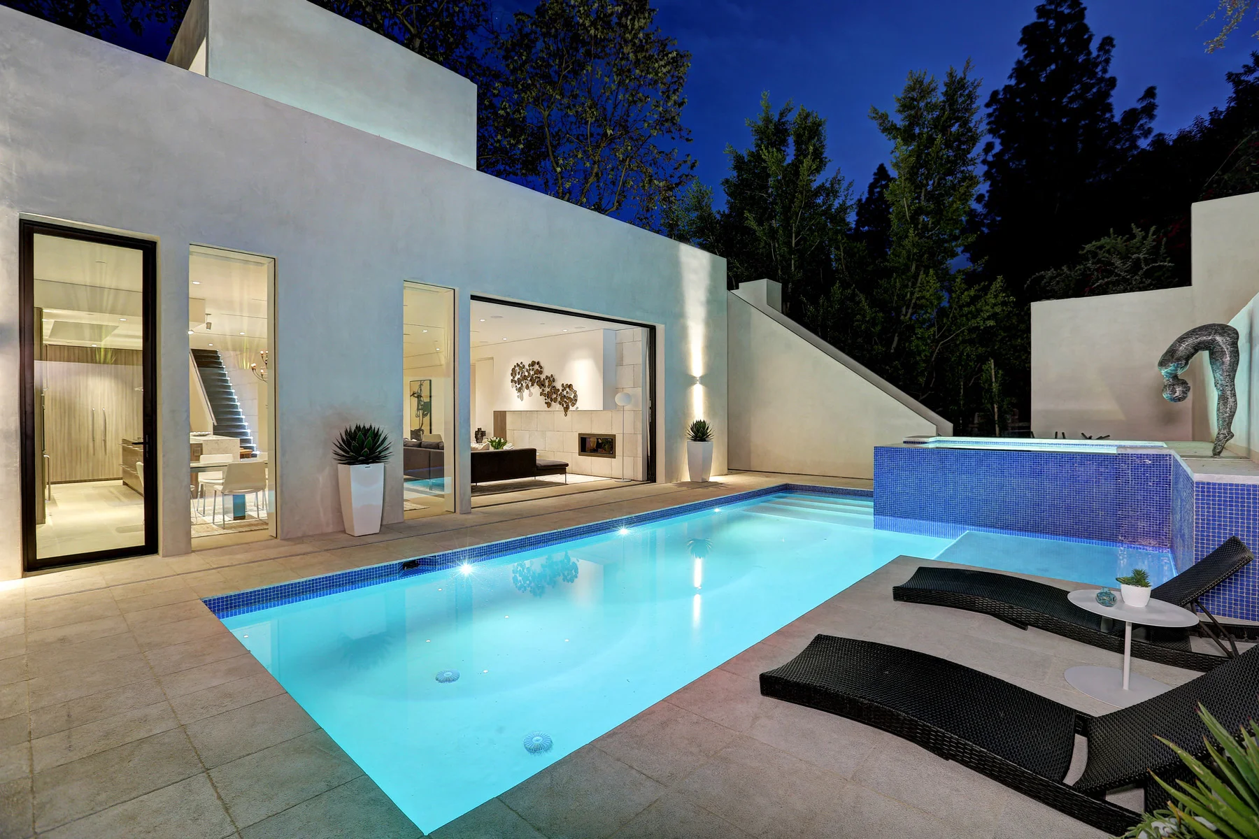Just Sold! Glamorous Modern Home in Beverly Hills Post Office