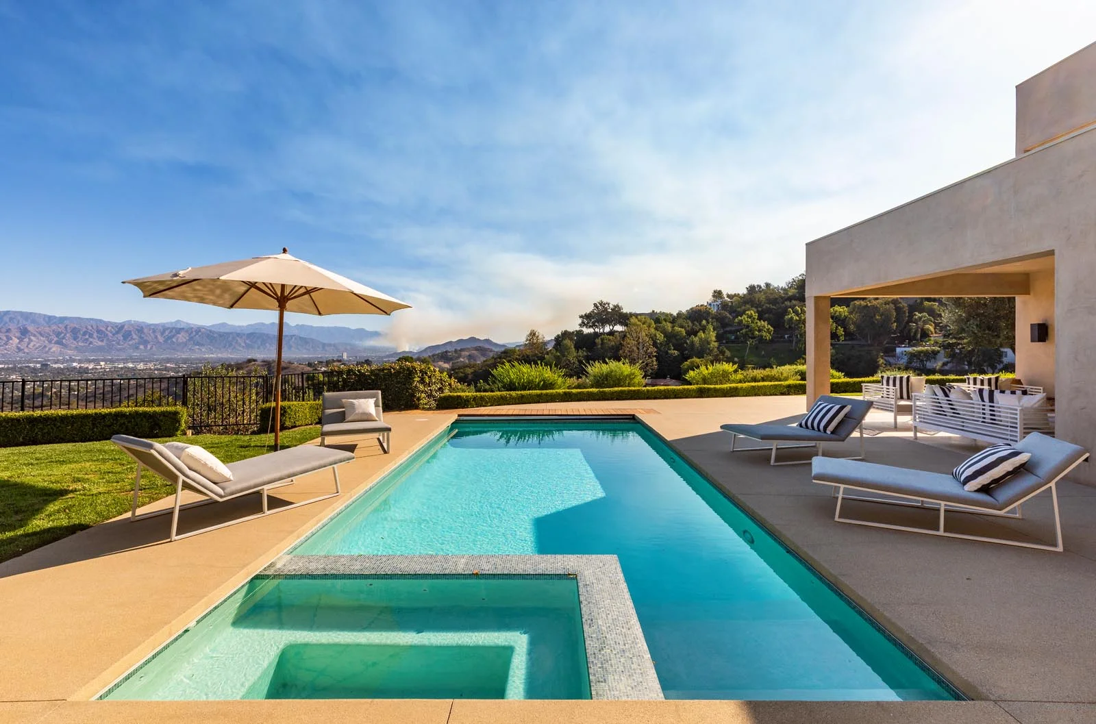 13449Mulholland067.jpg