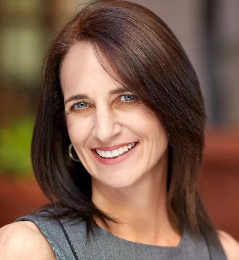 Partner - Steve frankel group dre# 02011052 m: 310.775.5854 lauren@stevefrankel.com