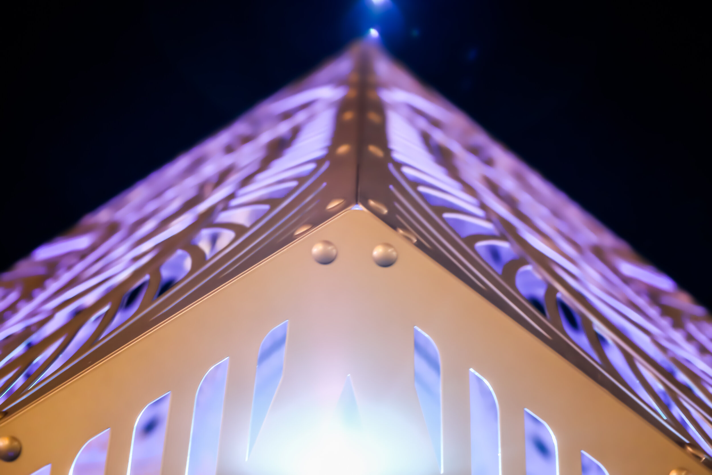 vegas scuplture.jpg