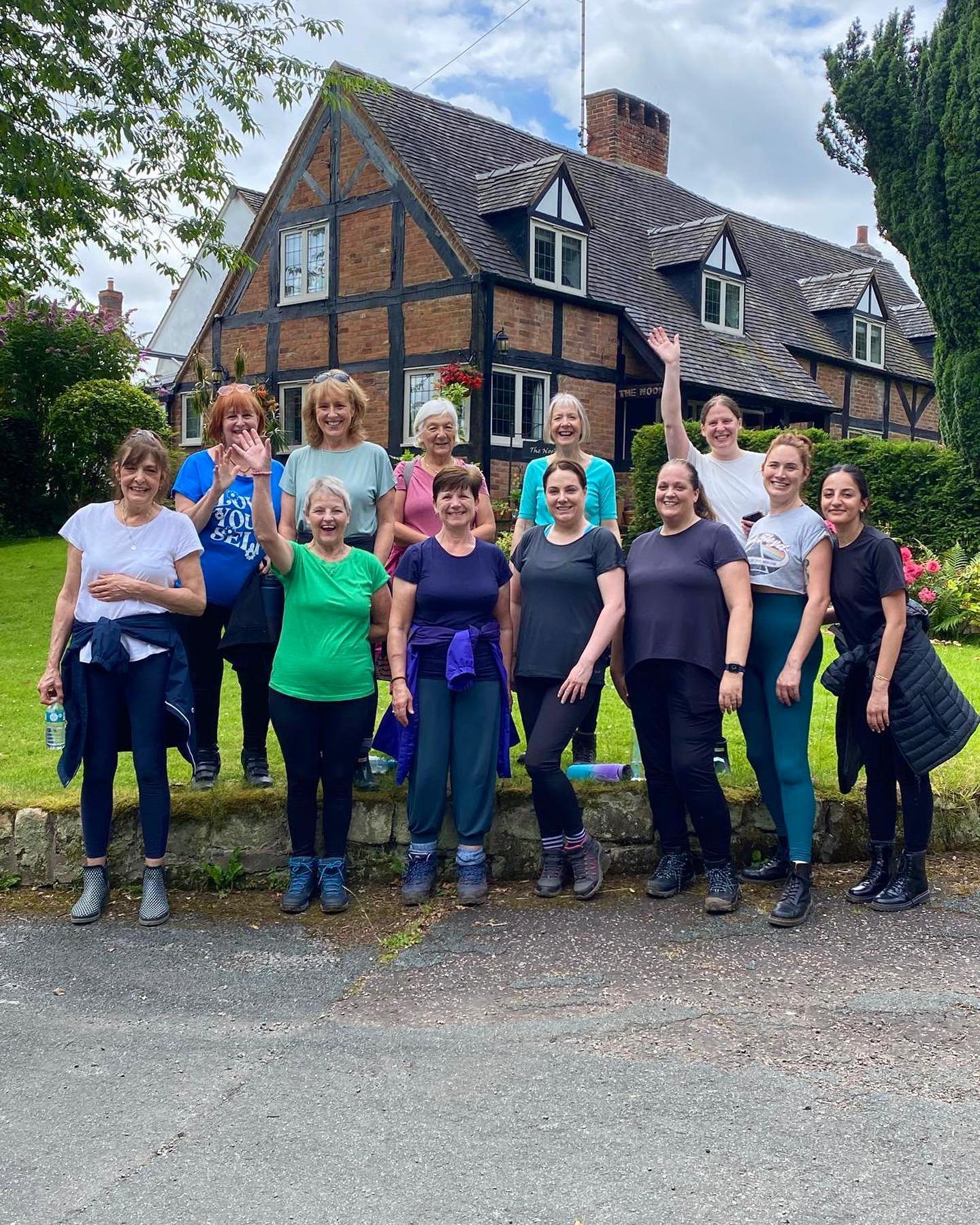 What a magical time we had at the beautiful Nook day retreat @nutrition_and.wellness yesterday.

We practised yoga to the sound of birdsong in a gorgeous bell tent in our own private, peaceful paddock. We went for a walk through Cannock Chase woodlan
