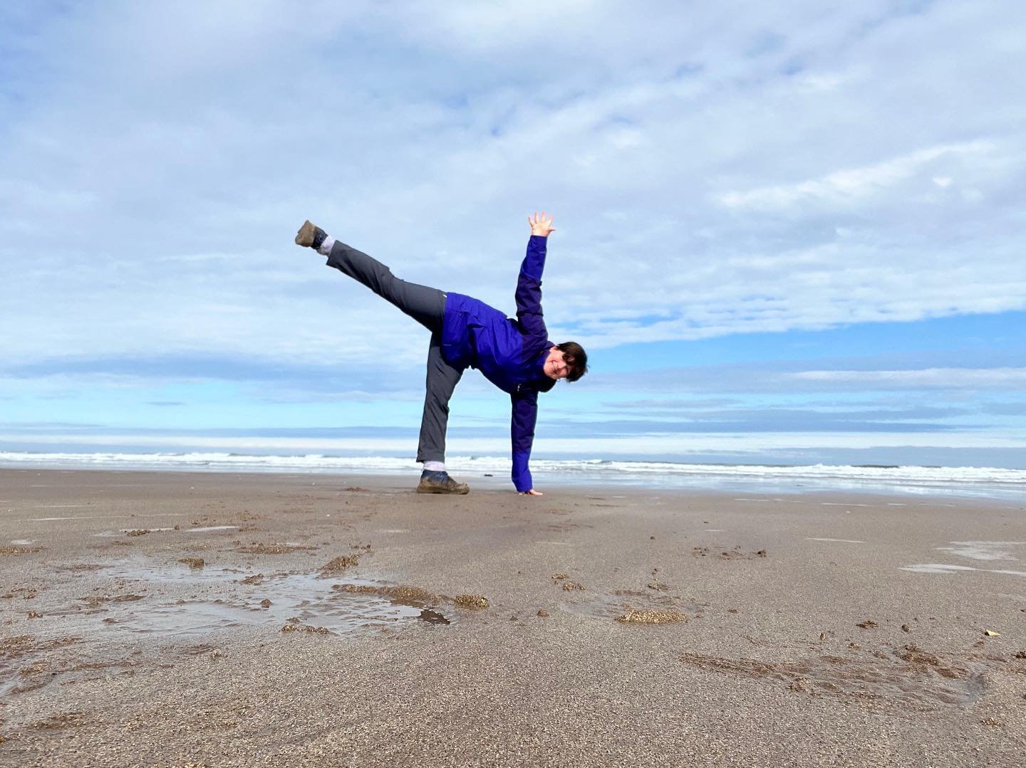 Thinking of starting (or re-starting) a regular yoga or qigong practice?

Our small and friendly sessions at #fradley #lichfield and #stonnall are running throughout the summer.

If you&rsquo;d like to join us, click on the link in bio and head to th