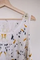 Botanical Bundle Dyeing with Flowers &amp; Leaves - Class by Ema Hegberg