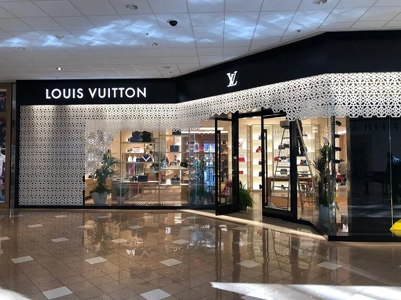 Louis Vuitton | Millwork Installation