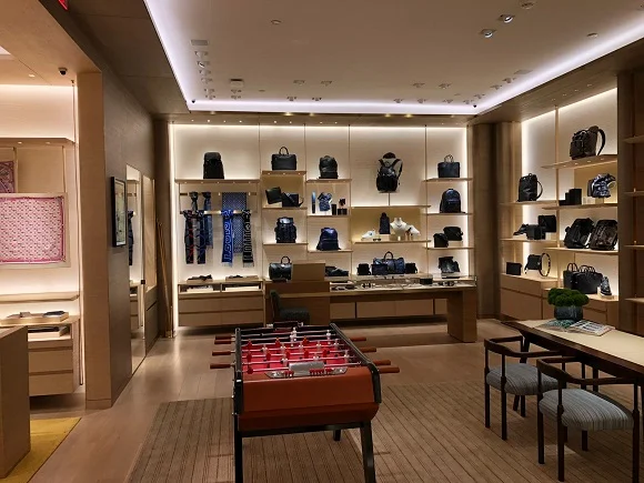 Louis Vuitton | Millwork Installation
