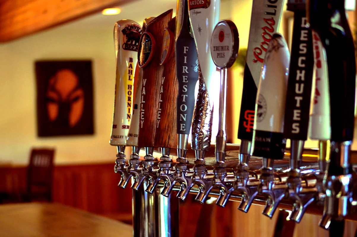 BuckhornPub_LOGO PHOTO.jpg