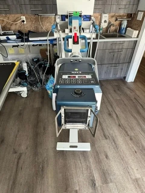 2025 SR-8230 Portable X-ray Unit