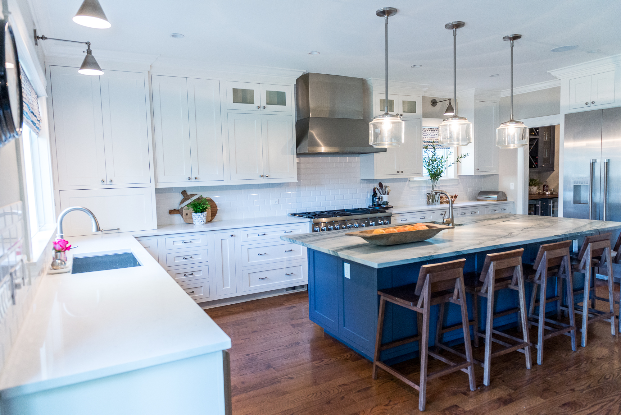 606 Forest Ave-13LR.jpg