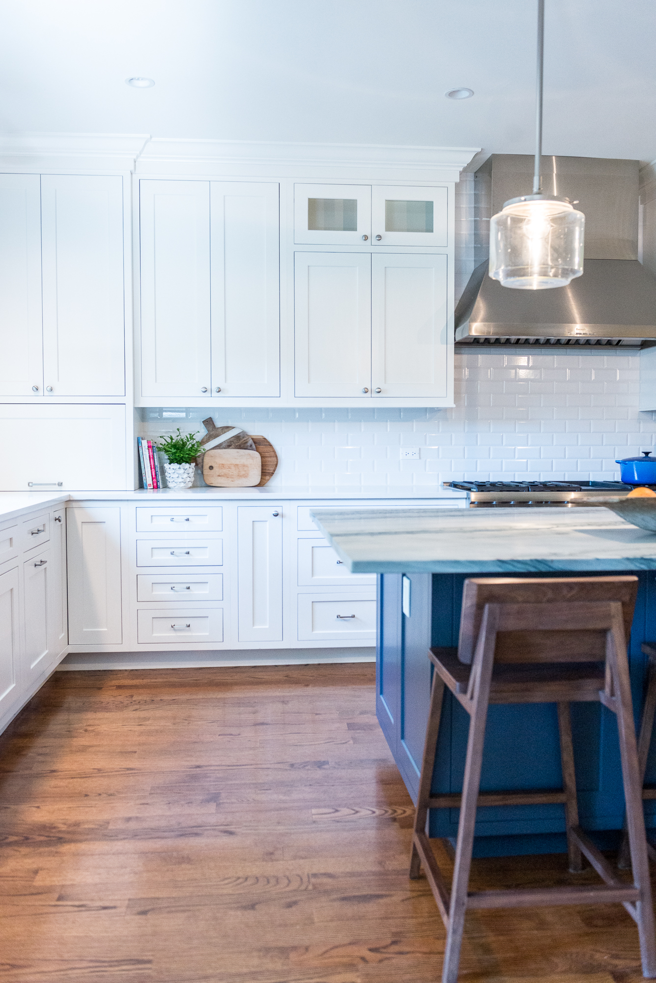 606 Forest Ave-21LR.jpg