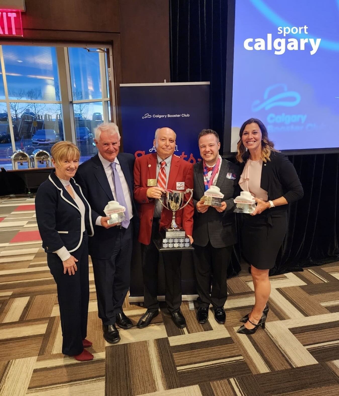 Thank you to the @calgaryboosterclub for having us on Sunday at their Annual Sports Gala - Celebrating 70 Years! Our President and CEO, @catrionald was selected to receive one of the &lsquo;Honoured Athletic Leaders&rsquo; Awards.