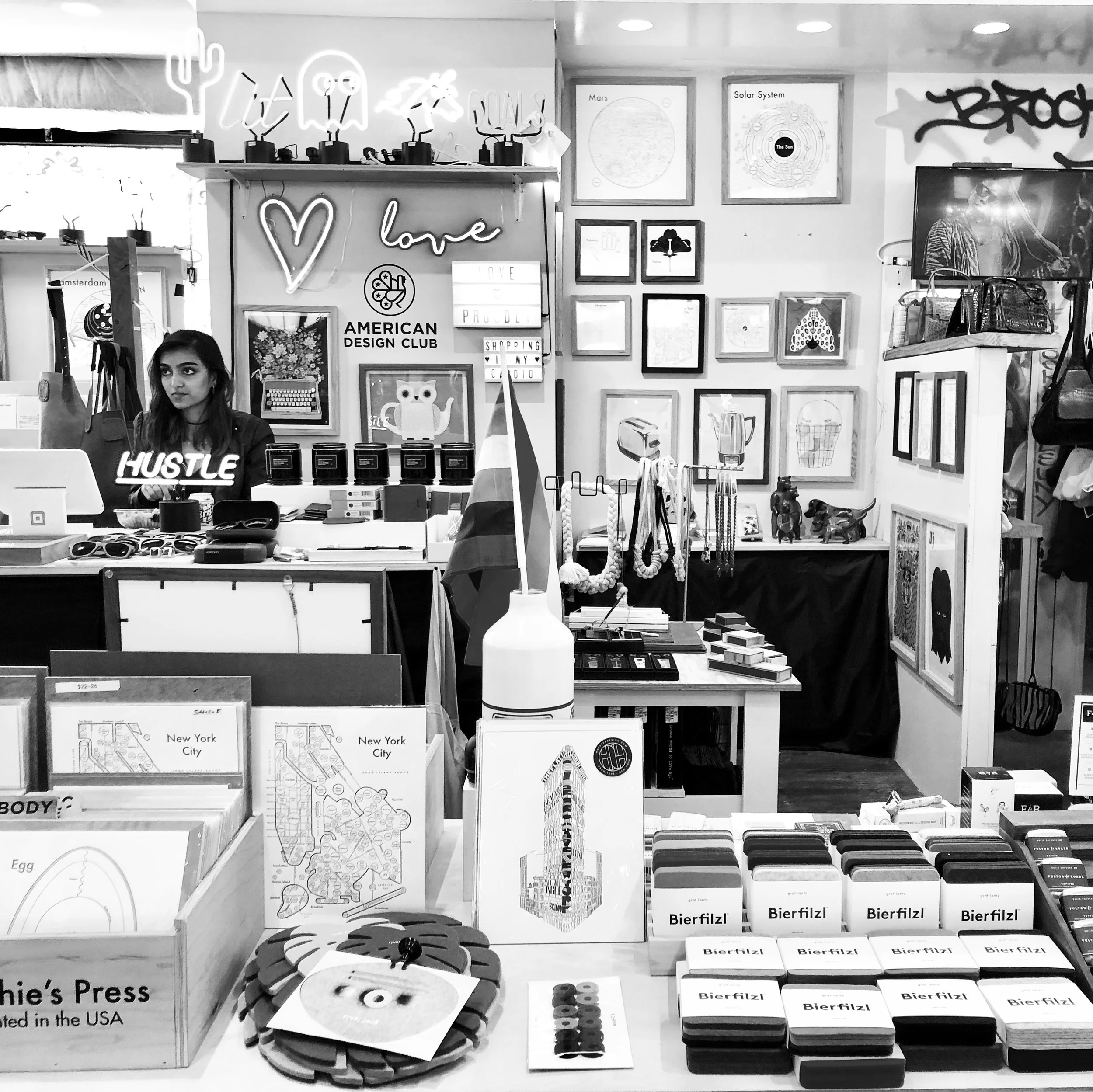SoHo Store: Artists & Fleas