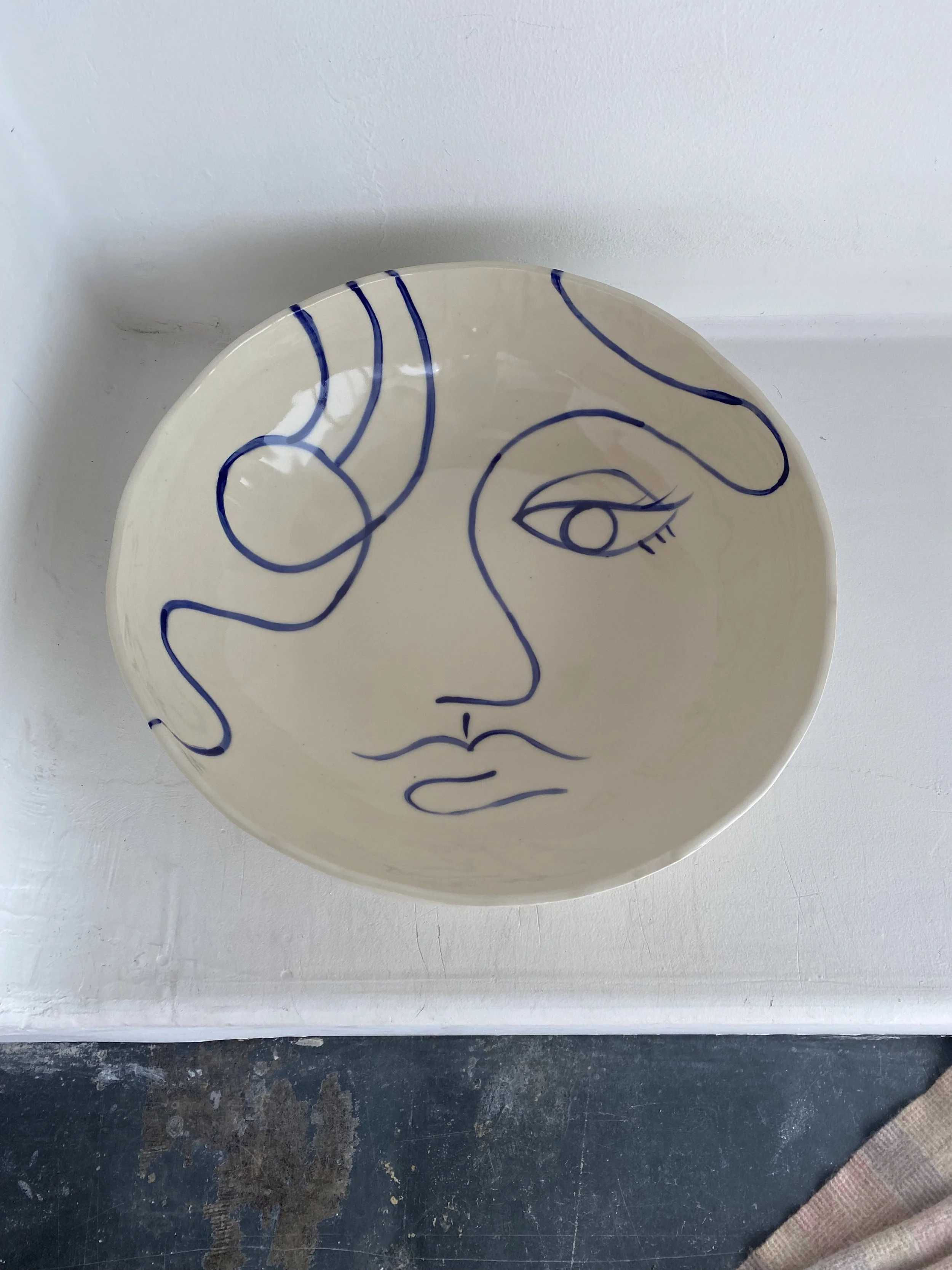 painted-face-extra-large-bowl.JPG