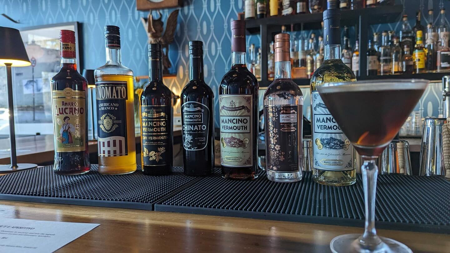 Reminiscing on a recent beautiful vermouth event with @mancinovermouth. As always, thank you @atlascarrboro for hosting! #vermouth