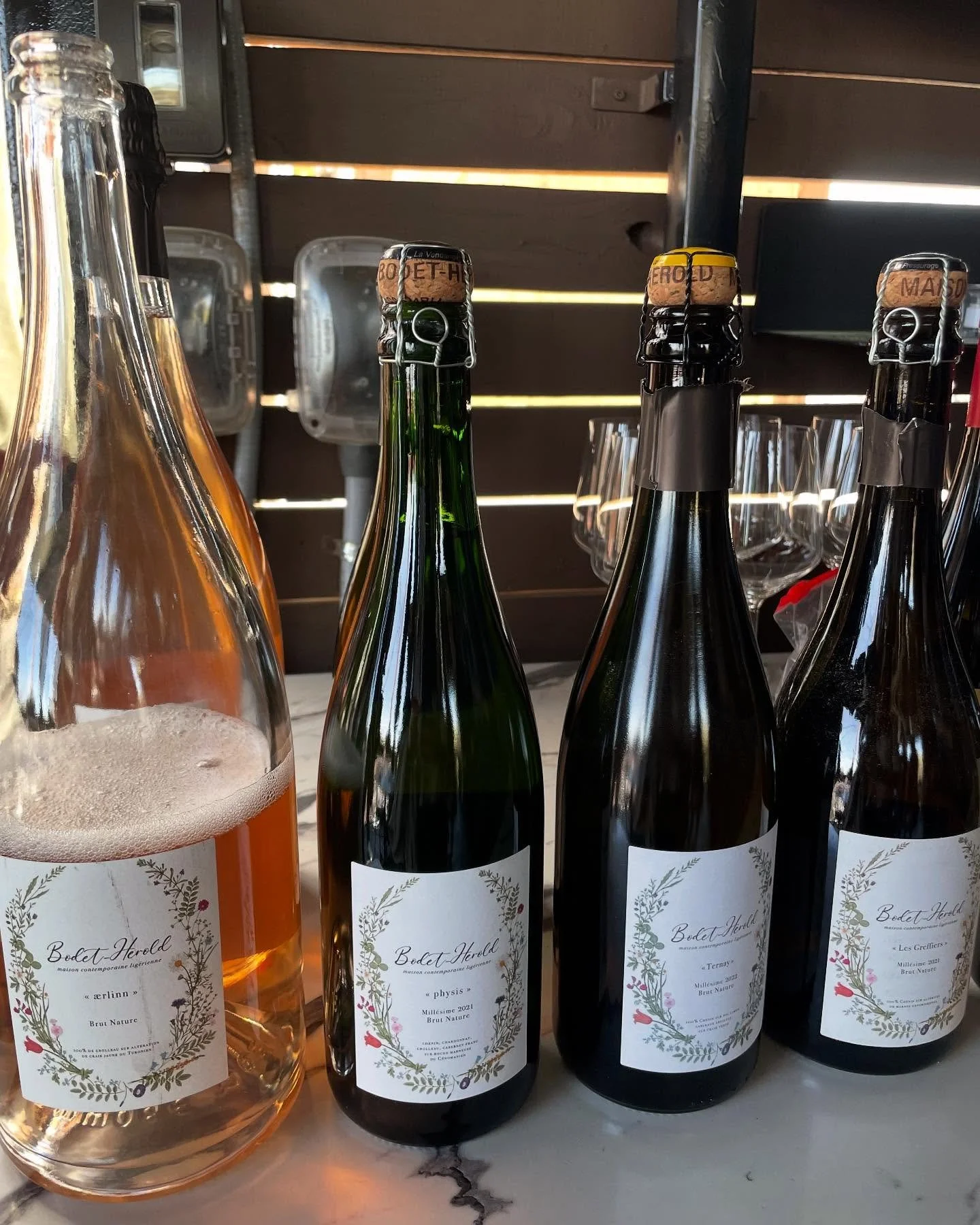 Two new cuvées from @maisonbodetherold & @etiennebodet_closdurandiere arriving this month! Can’t wait?? Check out Etienne’s Cremant de Loire & Brut Rosé currently available in SC, NC and TN! πΈ