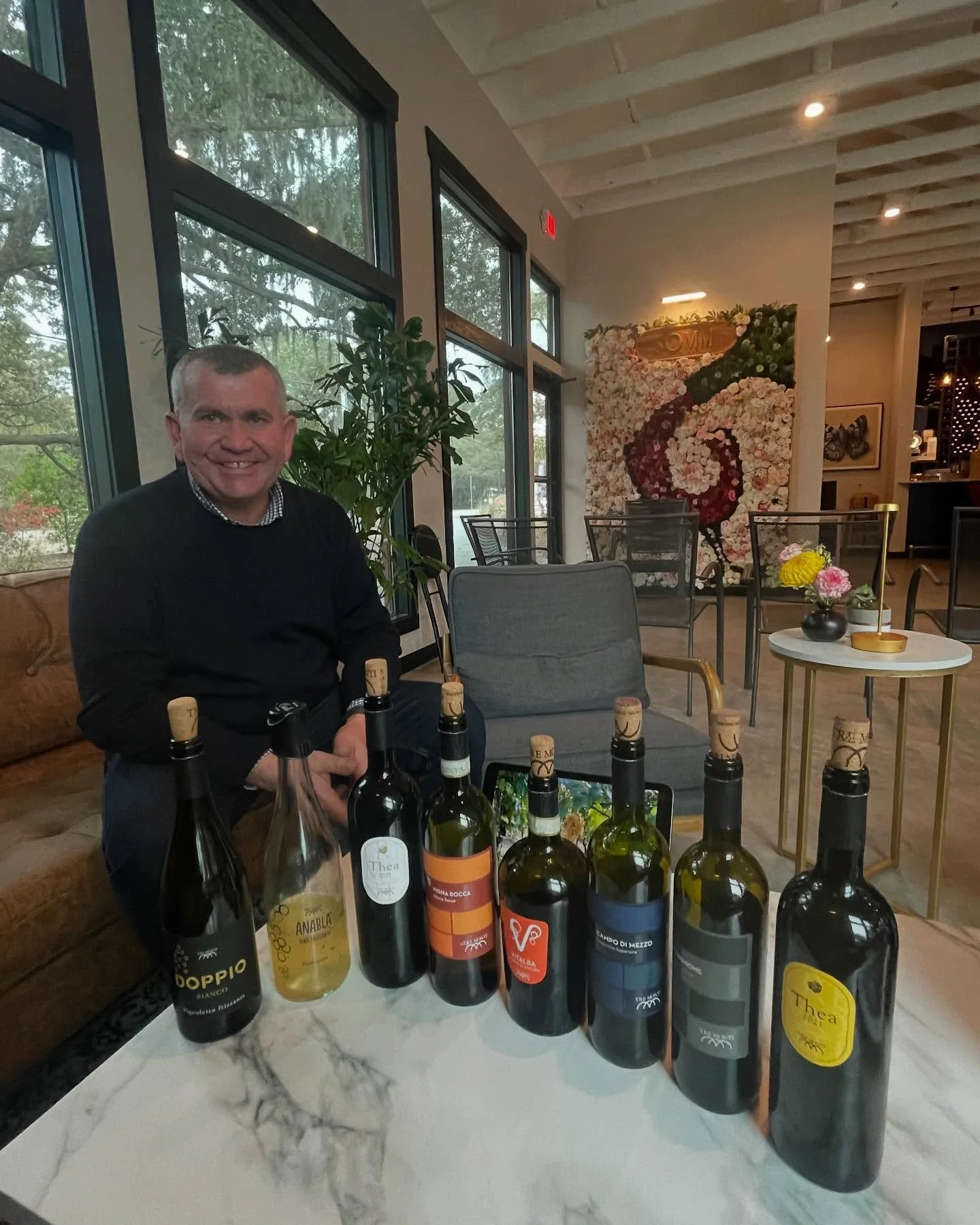 Such a pleasure having @vittorio.navacchia from @tre.monti in Charleston sharing his beautiful wines!
•
#romagna #sangiovese #albana #petitmanseng π