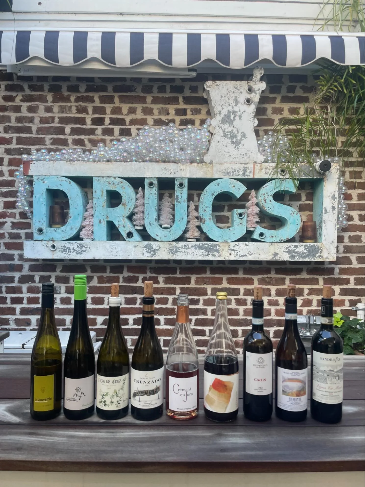 Drugs on the menu. 🍷💊
Prescriptions include bottles worth getting hooked on. Side effects may include good decisions and empty glasses.

#DrinkResponsibly #WineLineup #goodtimes #advintagedistributing