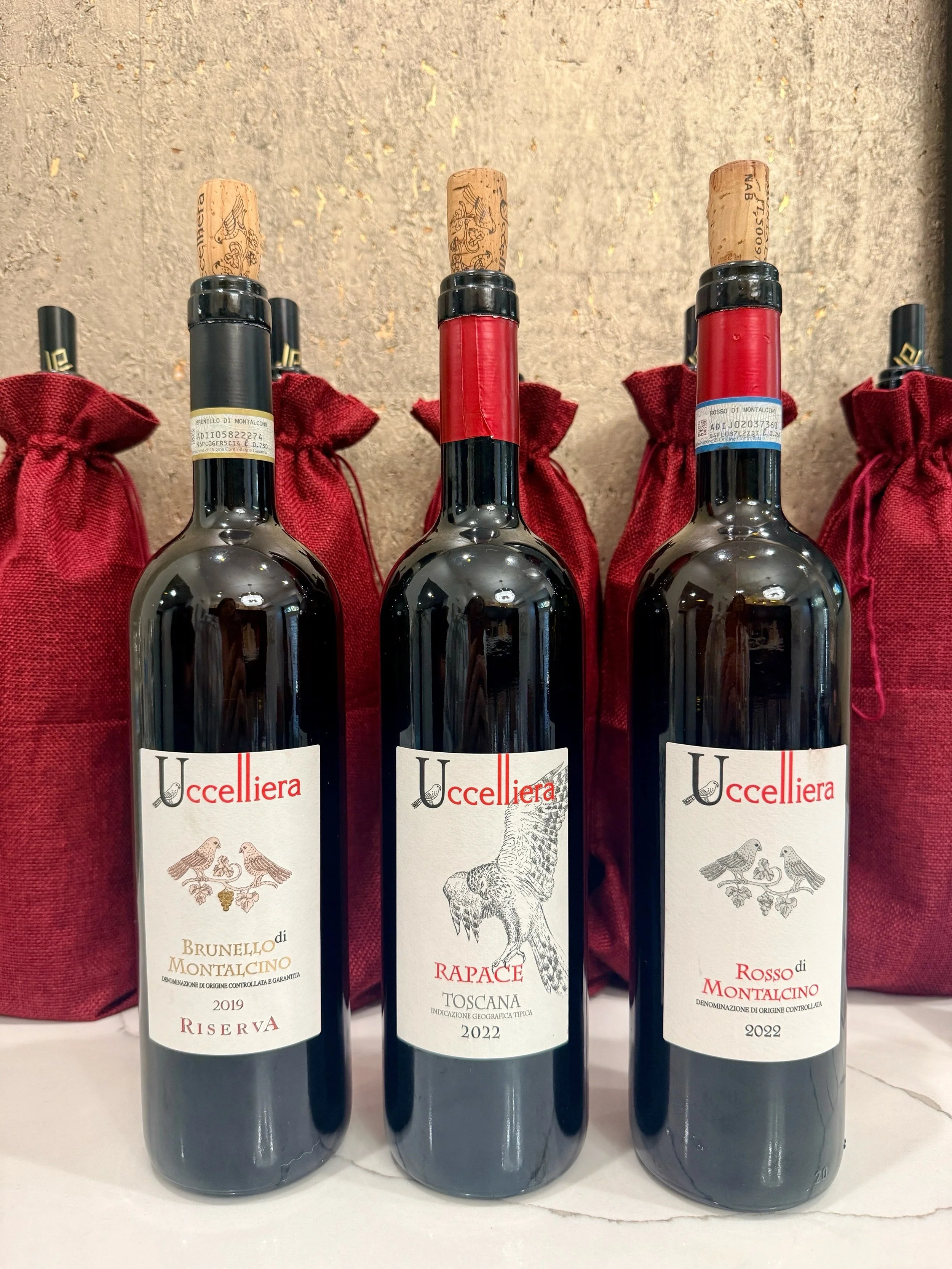 Two expressions of Tuscany, one shared passion for exceptional winemaking. 🍷🇮🇹

From the heart of Montalcino, Uccelliera and Voliero showcase the vision of acclaimed winemaker Andrea Cortonesi. Uccelliera is celebrated for its powerful, expressive