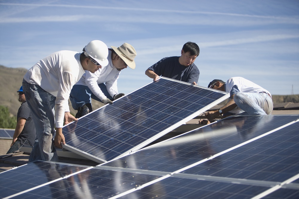 Solar-Energy-How-Photovoltaic-PV-Systems-Work.jpg