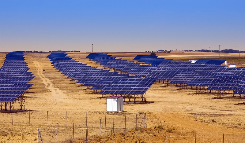 is-it-possible-to-get-constant-power-from-solar-panels.jpg