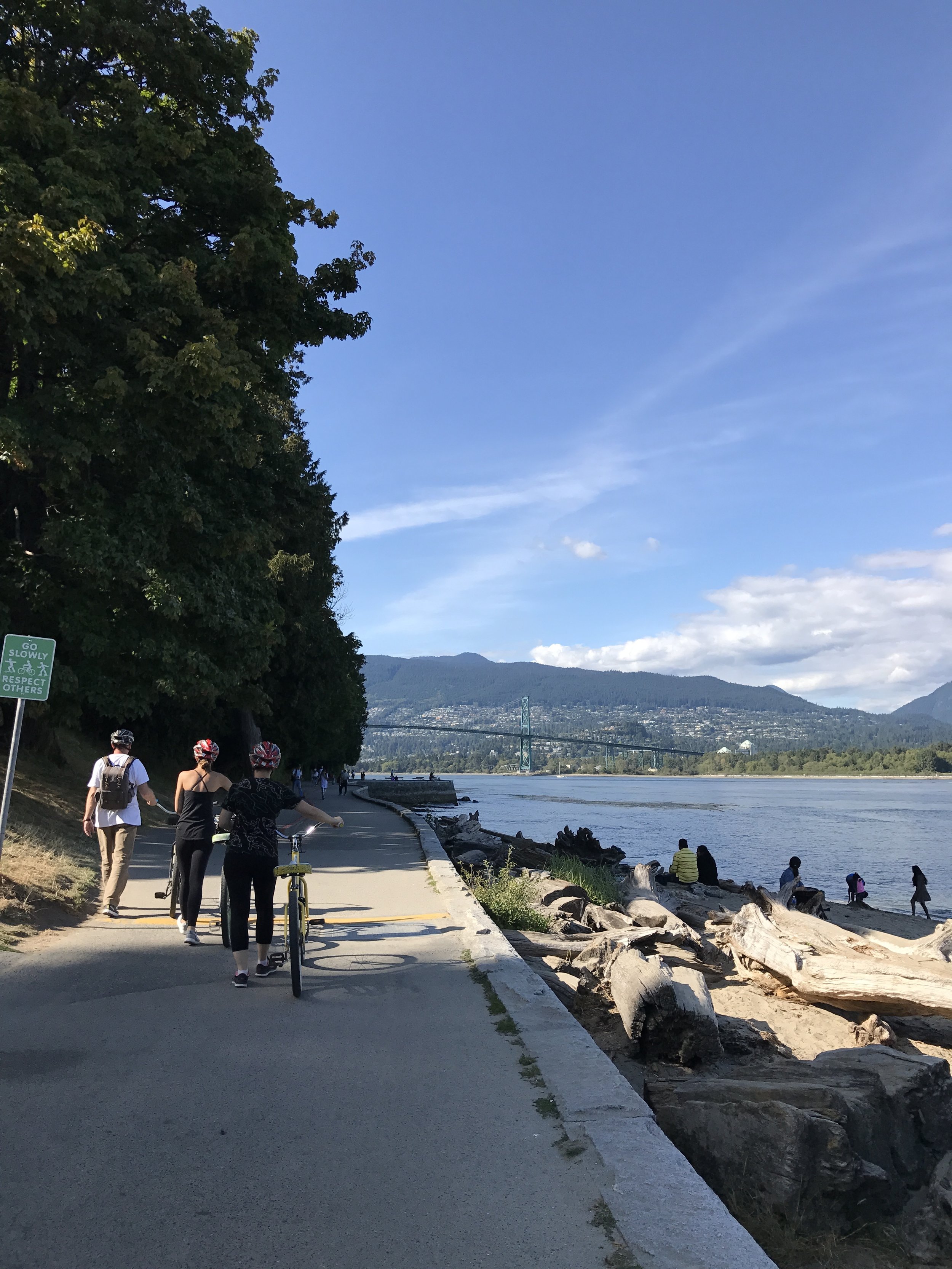 stanley park seawall 