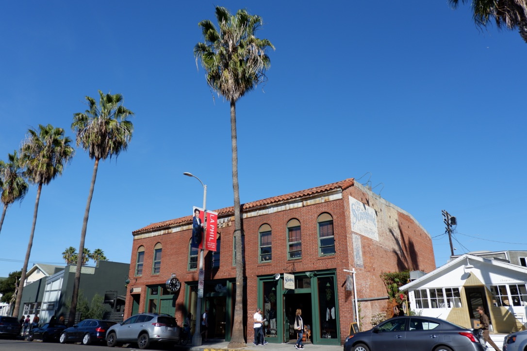 abbot kinney things to do la