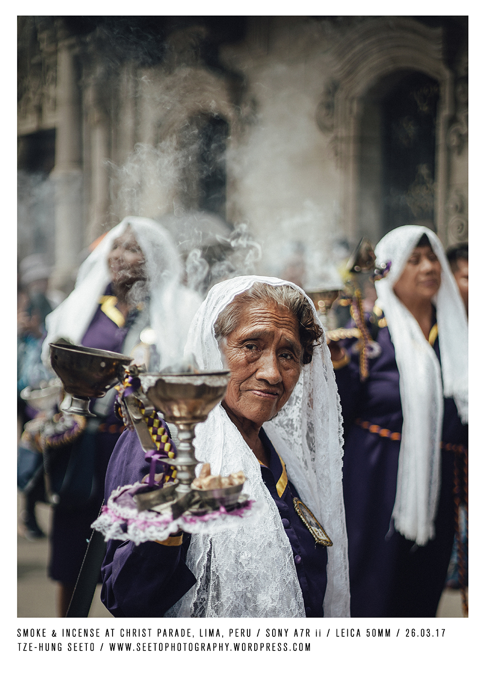 Peru, Lima, Old lady with smoke at parade_CP.jpg