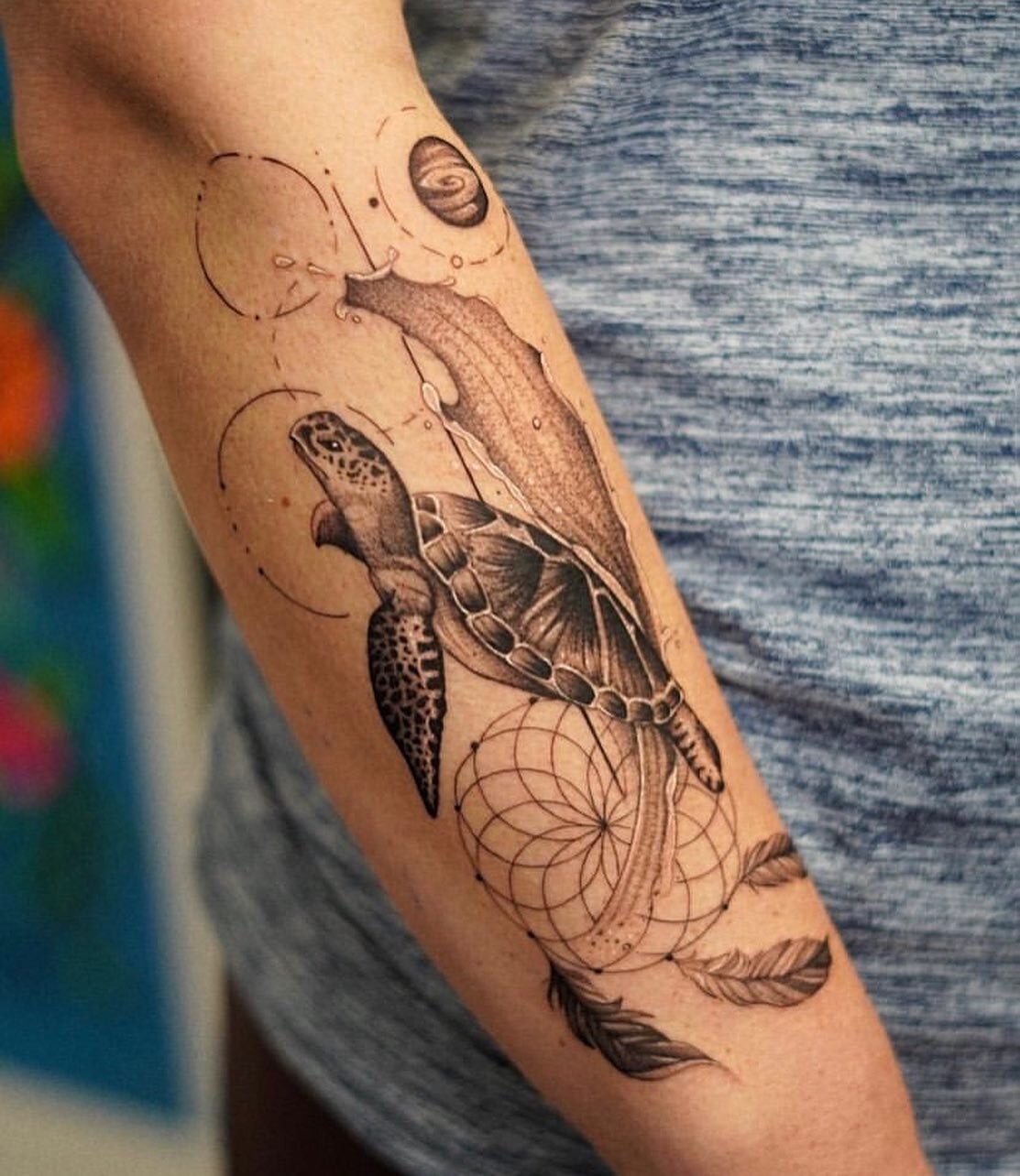 Fine line sea turtles by @malorymorenoart!
3KLI@THREEKINGSTATTOO.COM
.
.
.
#3kli #threekingstattoo #threekingslongisland #finelinetattoo #blackandgreytattoo #fineline #longislandtattooshop #longislandtattoo #finelinetattoo #blackandgreytattoo #tattoo