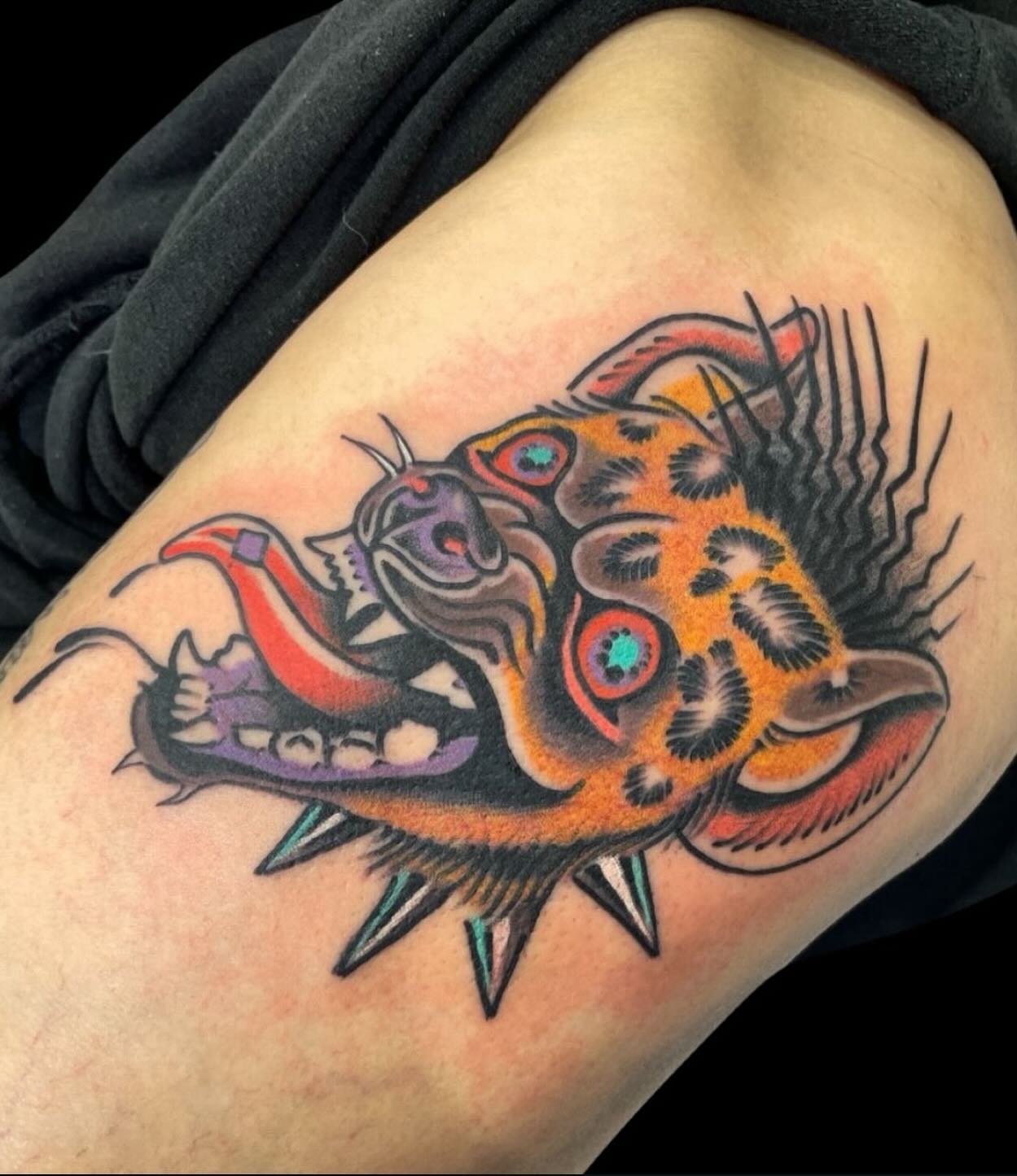 Punk hyena by @lorenaskunkrocker 
⠀⠀⠀⠀⠀⠀⠀⠀⠀
3KBK@THREEKINGSTATTOO.COM
.
.
.
#threekingstattoo #3kbk #traditionaltattoo #tattoo #tattoos #traditional #art #ink #tattooartist #traditionaltattoos #inked #blackwork #tattooflash #boldwillhold #colortattoo