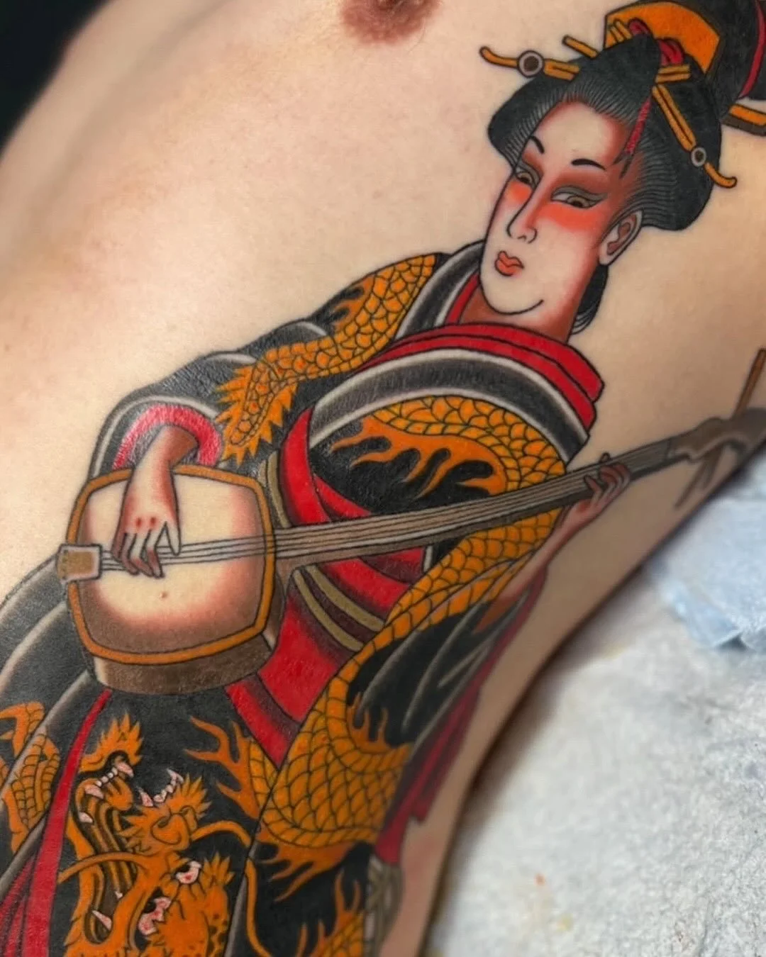 One big rib panel tattoo by @mattadamson!
3KBK@THREEKINGSTATTOO.COM
.
.
.
#threekingstattoo #japanesetattoo #tattooshop #tattooshopowner #tattooshopsnearme #tattoosnob #tattoos #tattooed #skinart_collectors #skinart_traditional #japanesetattoodesign 