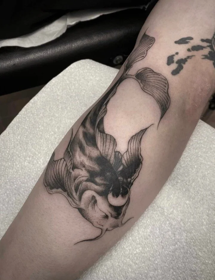 Gorgeous koi from @spilled_______ ✨ Seneida&rsquo;s on walk ins every Sunday or reach out to her to book for January!
.
.
#threekingstattoo #3KLDN #threekingslondon #3K #tattoo #tattooing #london #deptford #brockley #southlondon #newcross #se8 #tatto