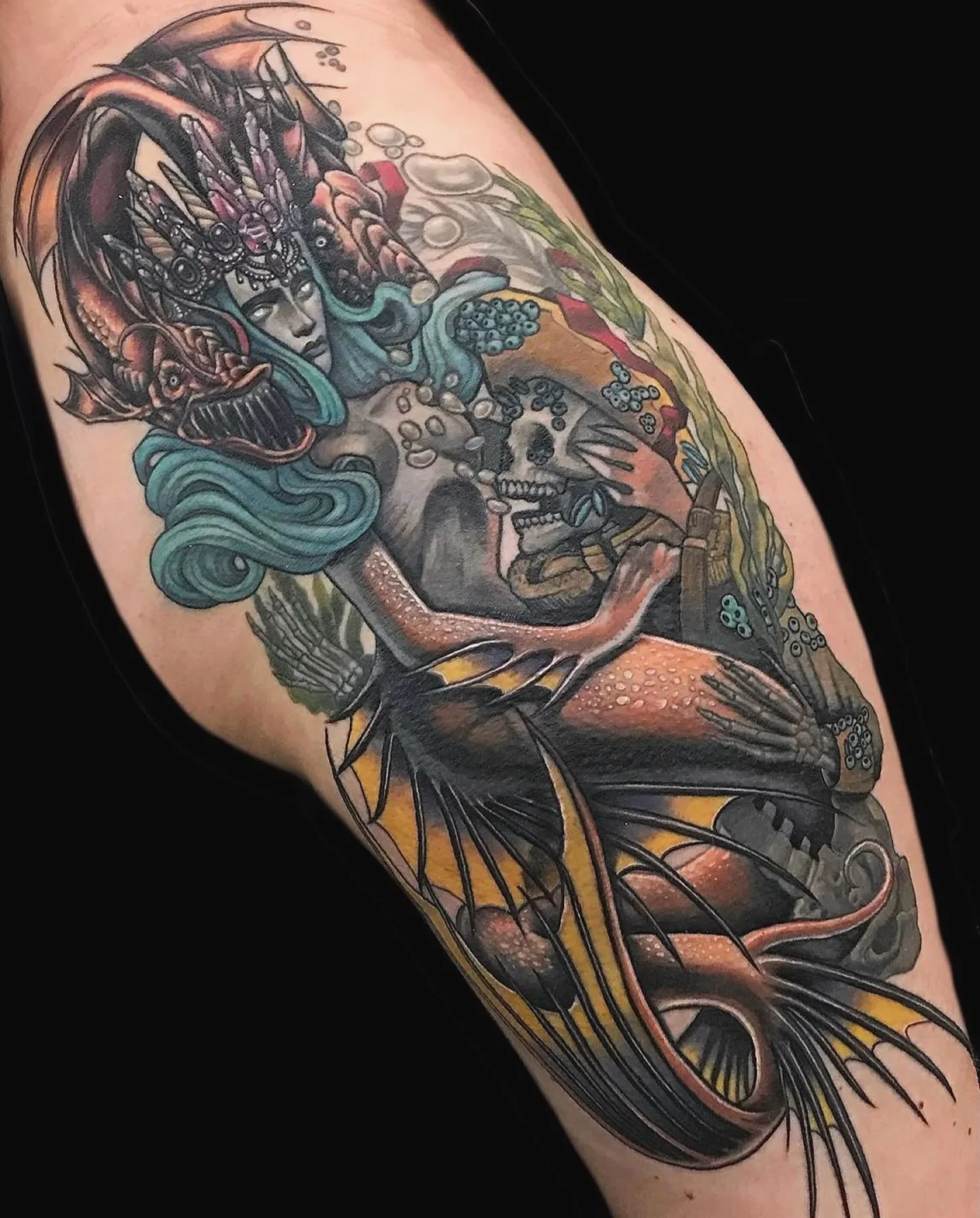 @jandadrawsstuff wants to tattoo YOU! Her books are opened and would LOVE to start some BIG PROJECTS this fall and winter.
&bull;
3KBK@THREEKINGSTATTOO.COM
.
.
.
#threekingstattoo #colorrealismtattoo #ladytattooers #newyorkcity #customtattoodesigns