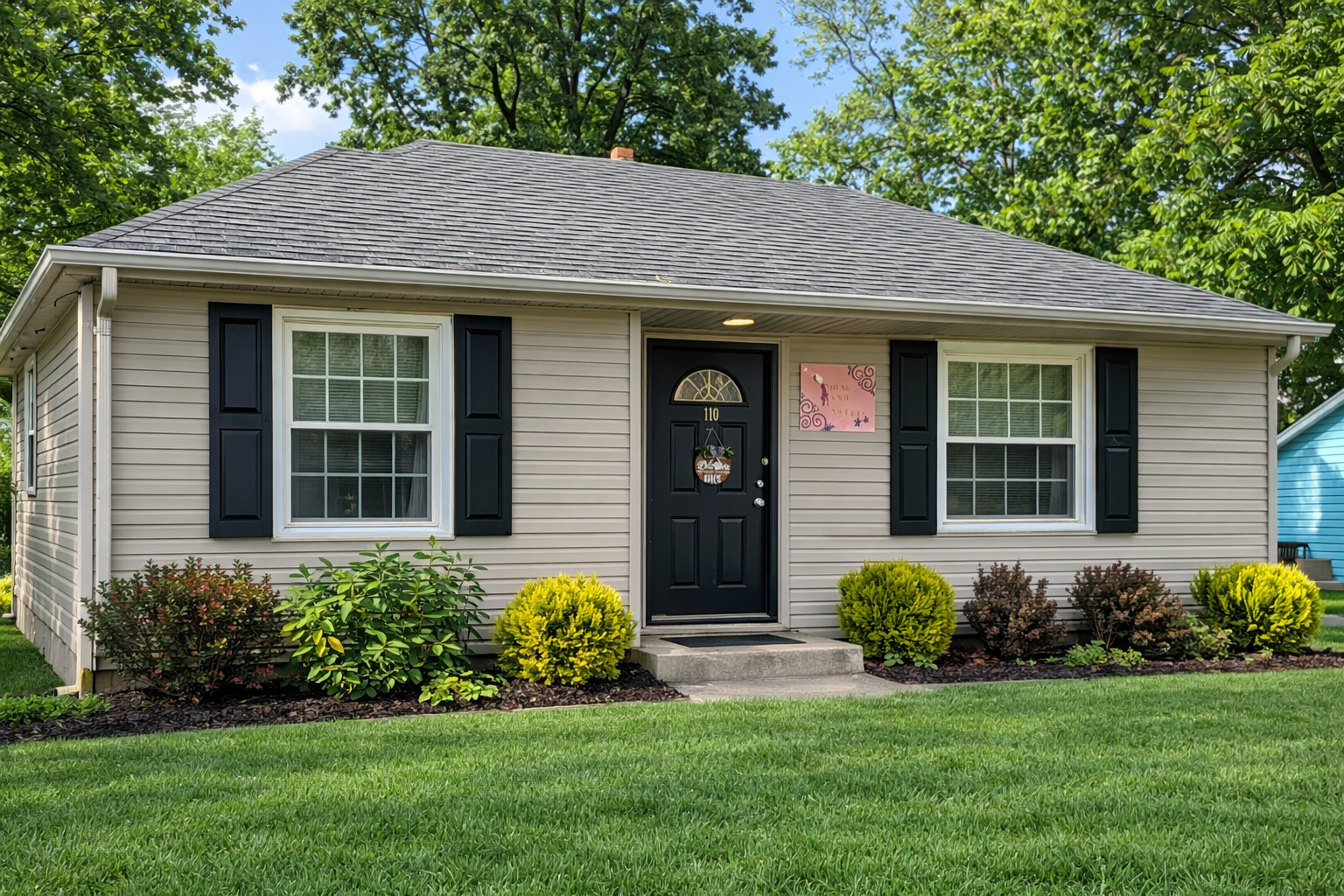 4 bedroom off-campus student house near Miami University in Oxford, Ohio. Walk to campus, modern kitchen, now leasing for 2027–2028
