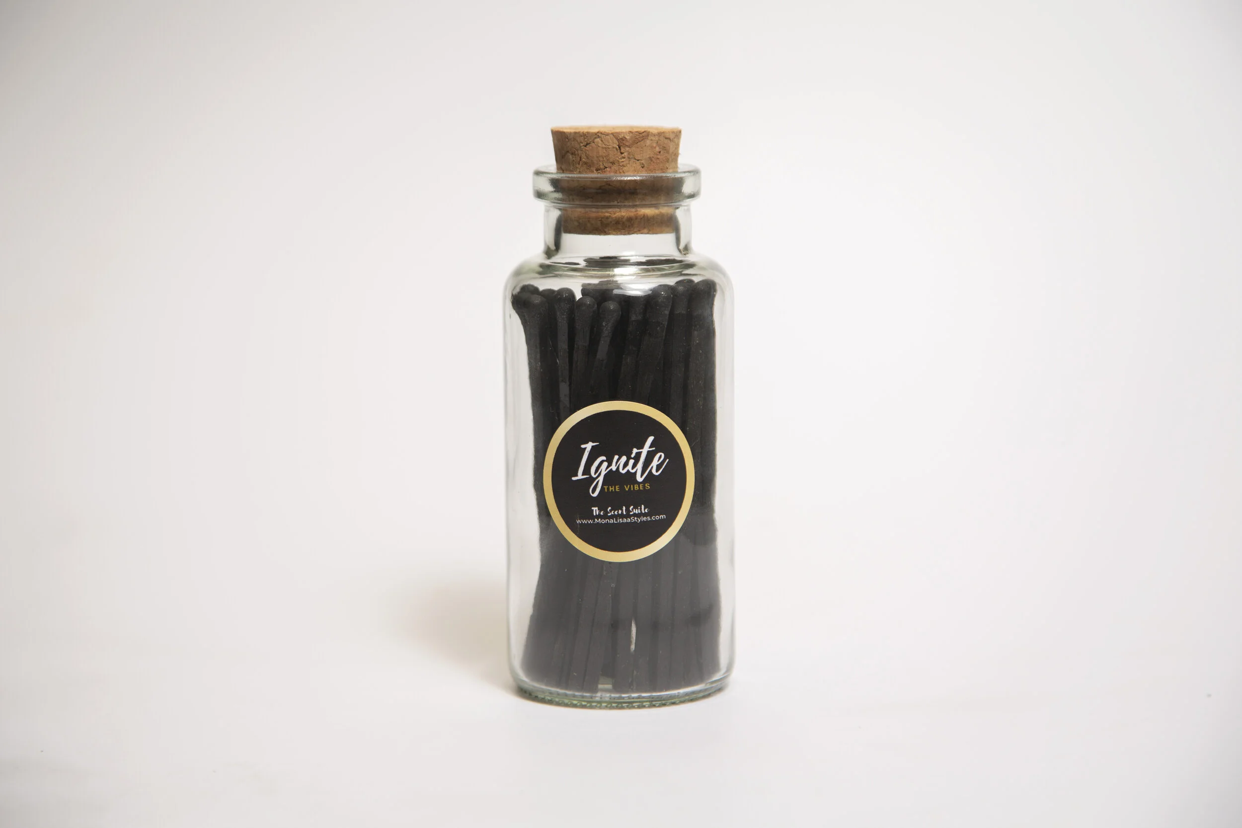 Ignite the Vibe Matches - Noir