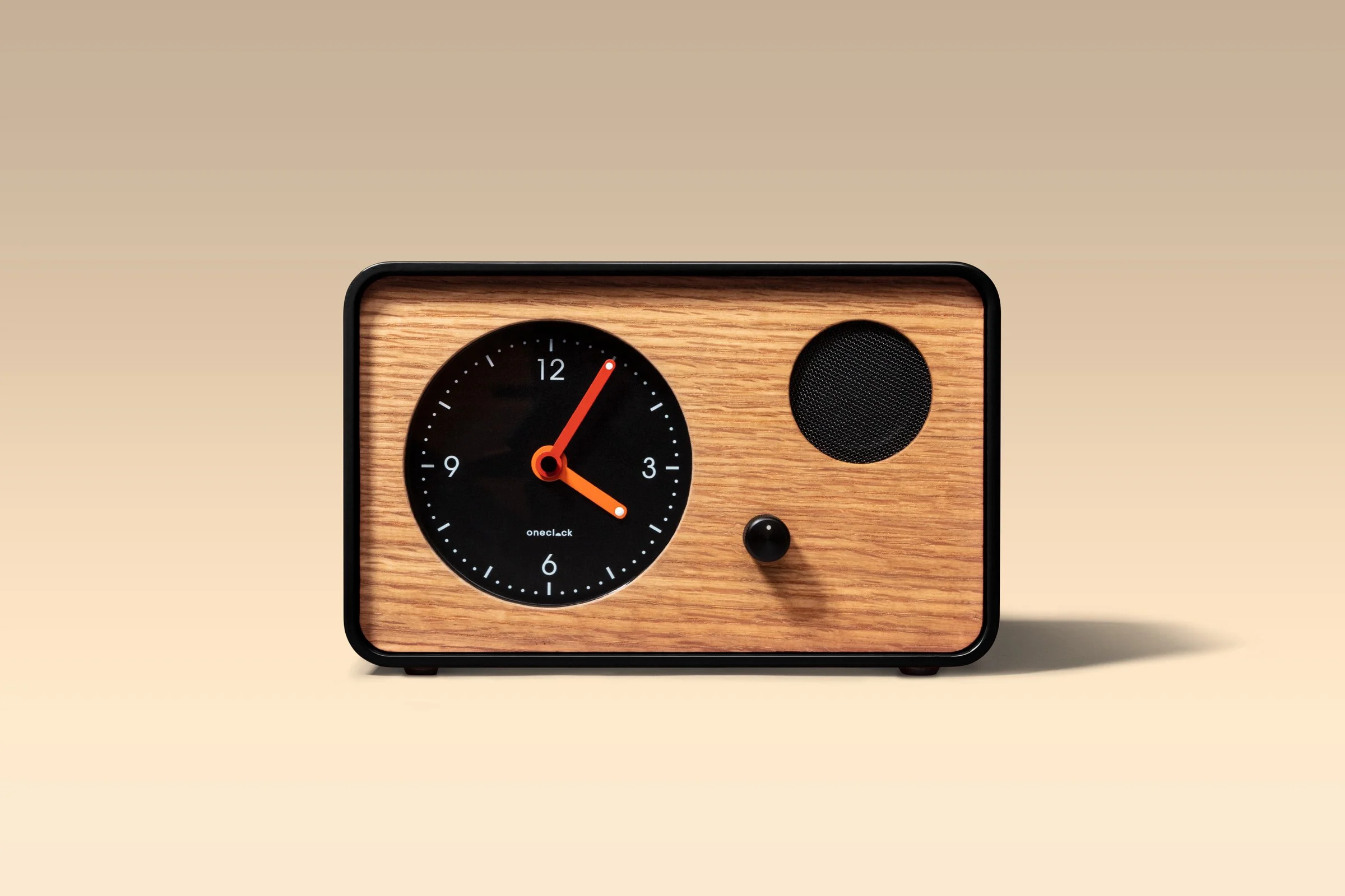 OneClock_03_black.jpg