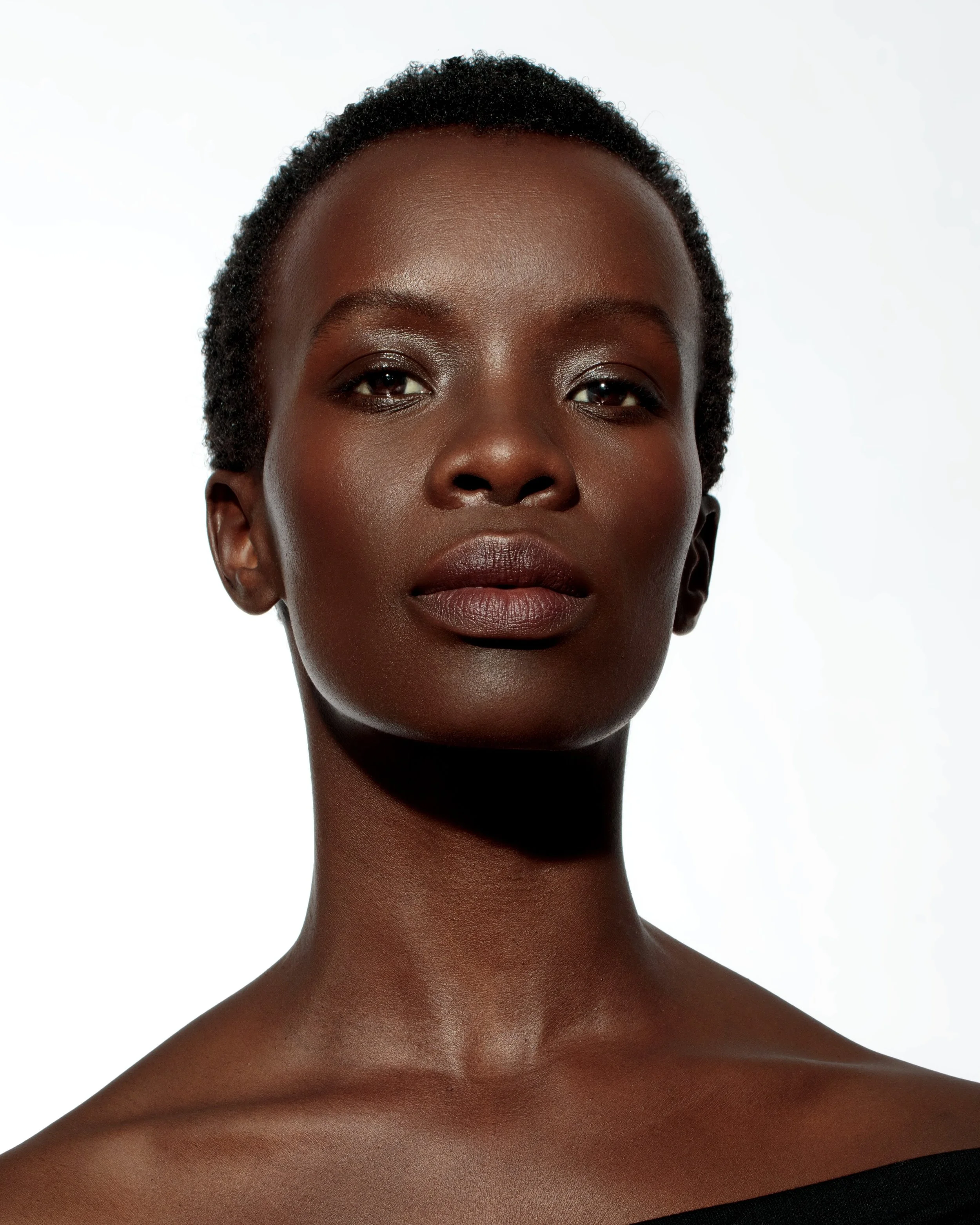 ESUM Pro Complexion: Deep+ Skintone