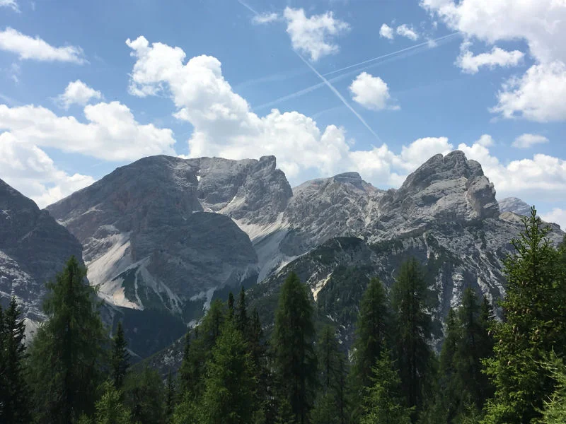 Lago di Brasies Peaks
