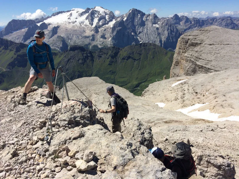 Piz Boe - Assisting at the Cables