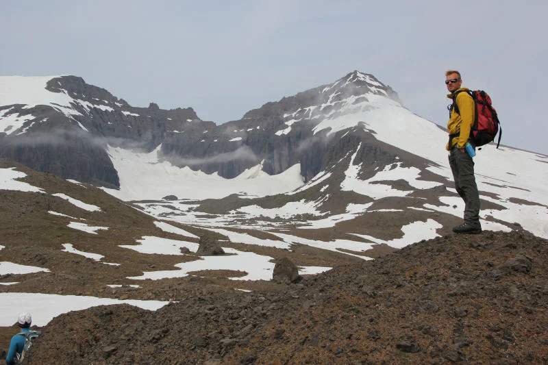 Helgi and Volcano