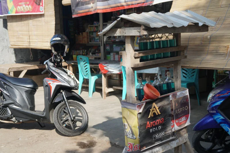 Bali Gas Sold by the Vodka Bottle