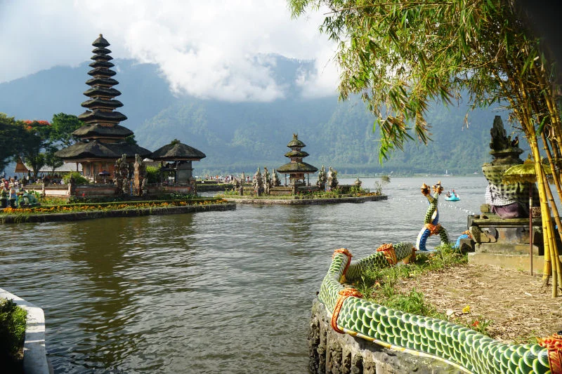 Temple-on-Lake.jpg
