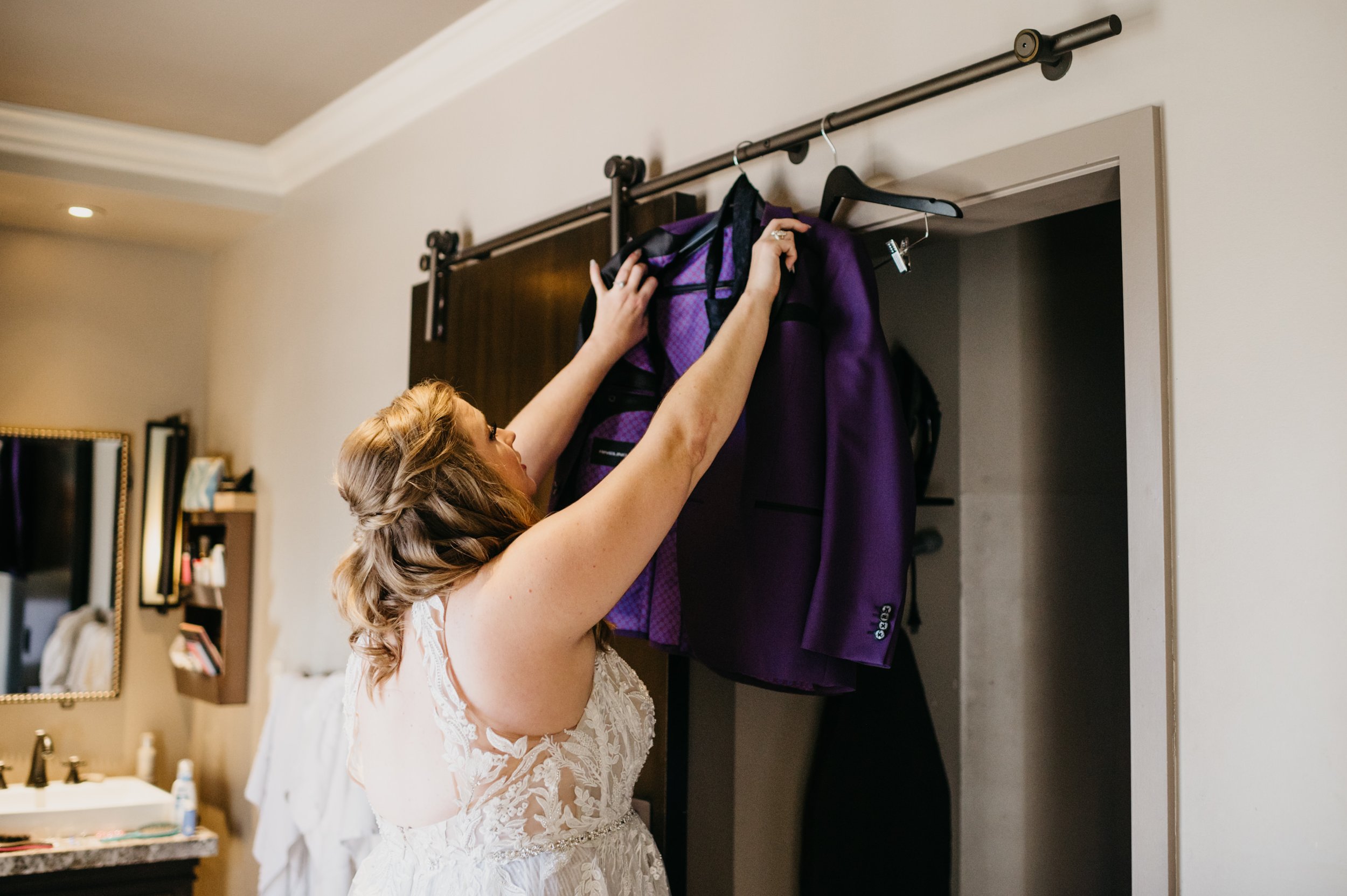 Little White Chapel Elopement - Amber Garrett Photography - 008.JPG