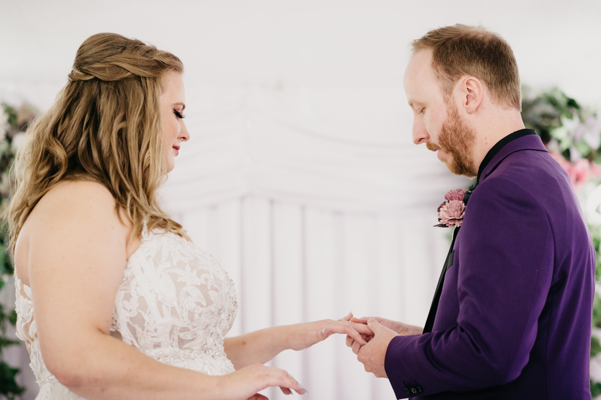 Little White Chapel Elopement - Amber Garrett Photography - 023.JPG