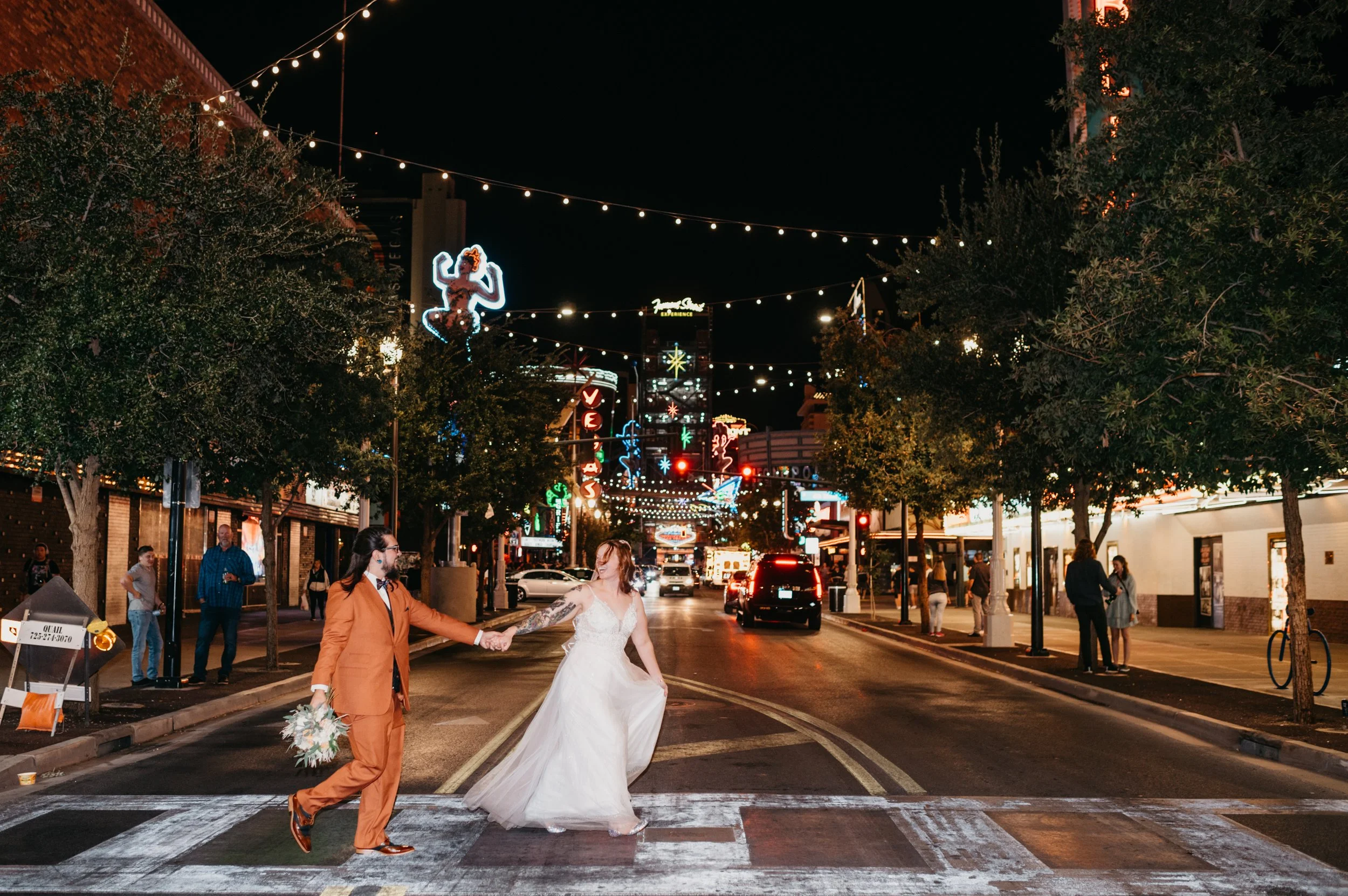 Las Vegas elopement photographer