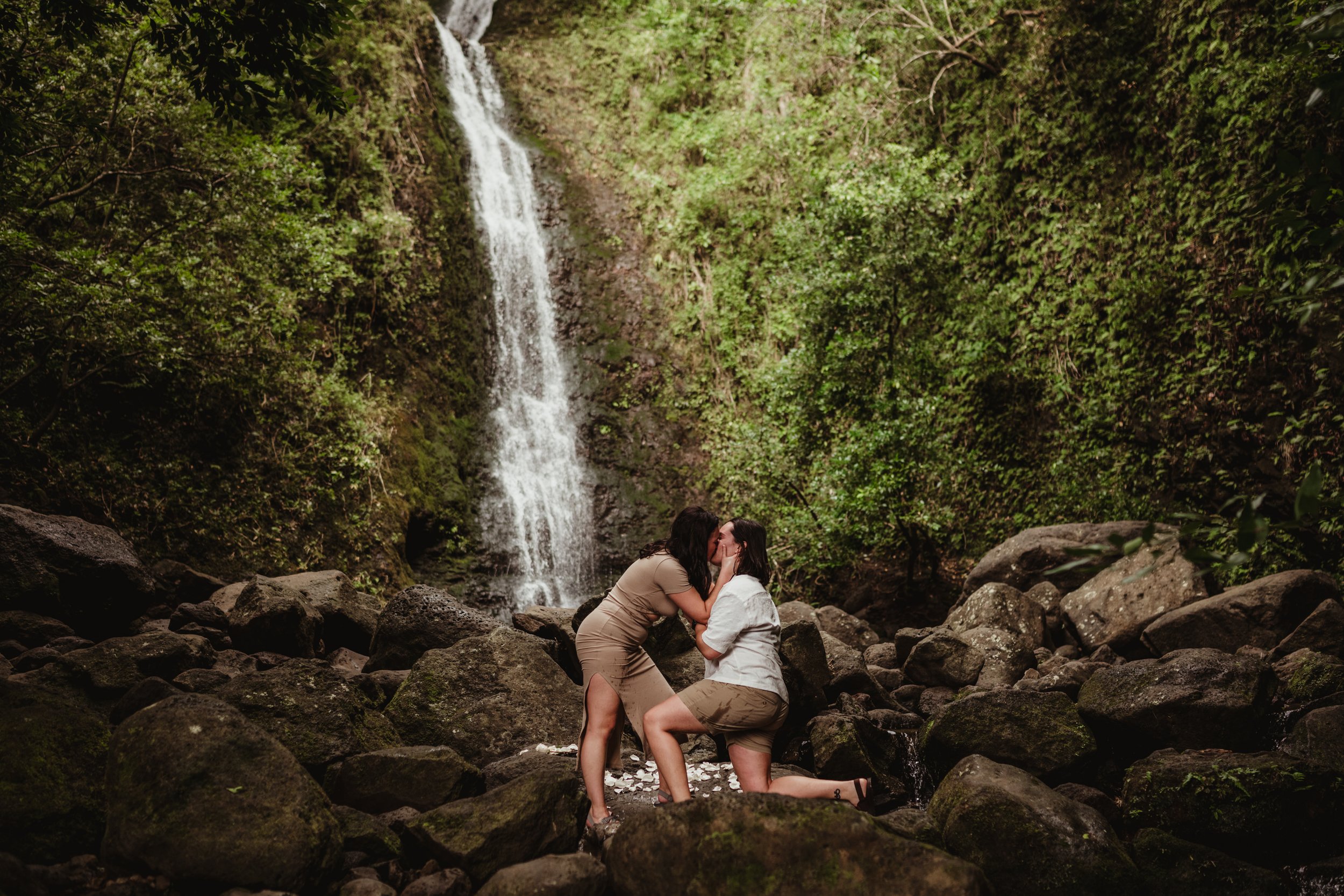 Las Vegas Elopement Photographer - Amber Garrett Photography - 027.JPG